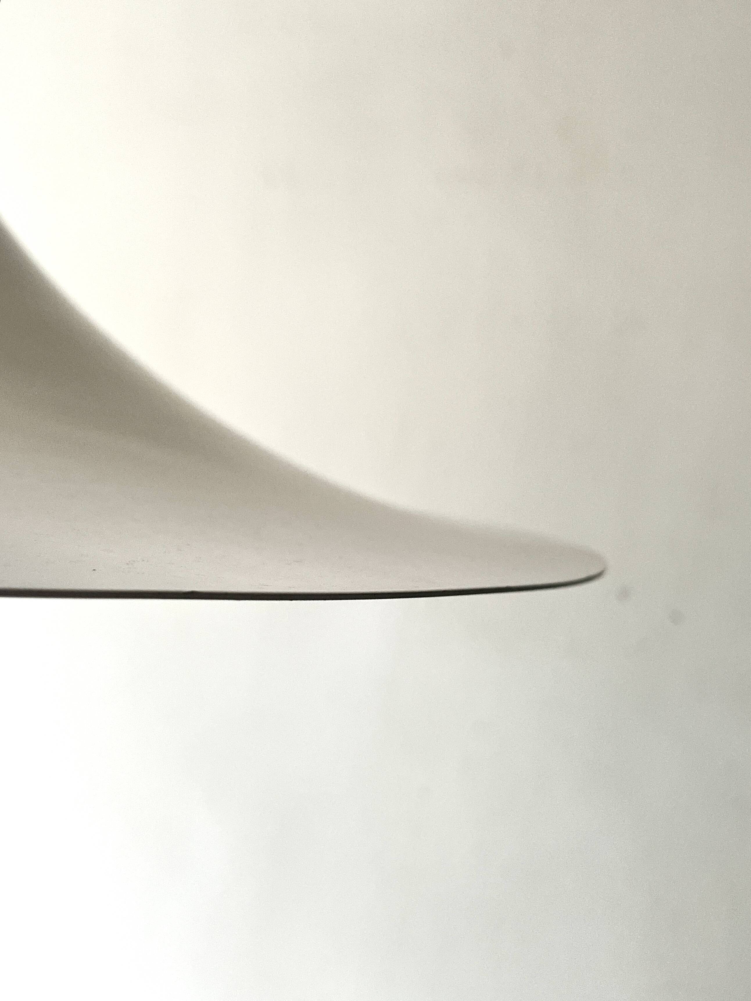 Suspension XL white metal tulip by C. Bonderup & T. Thorup, design Gubi