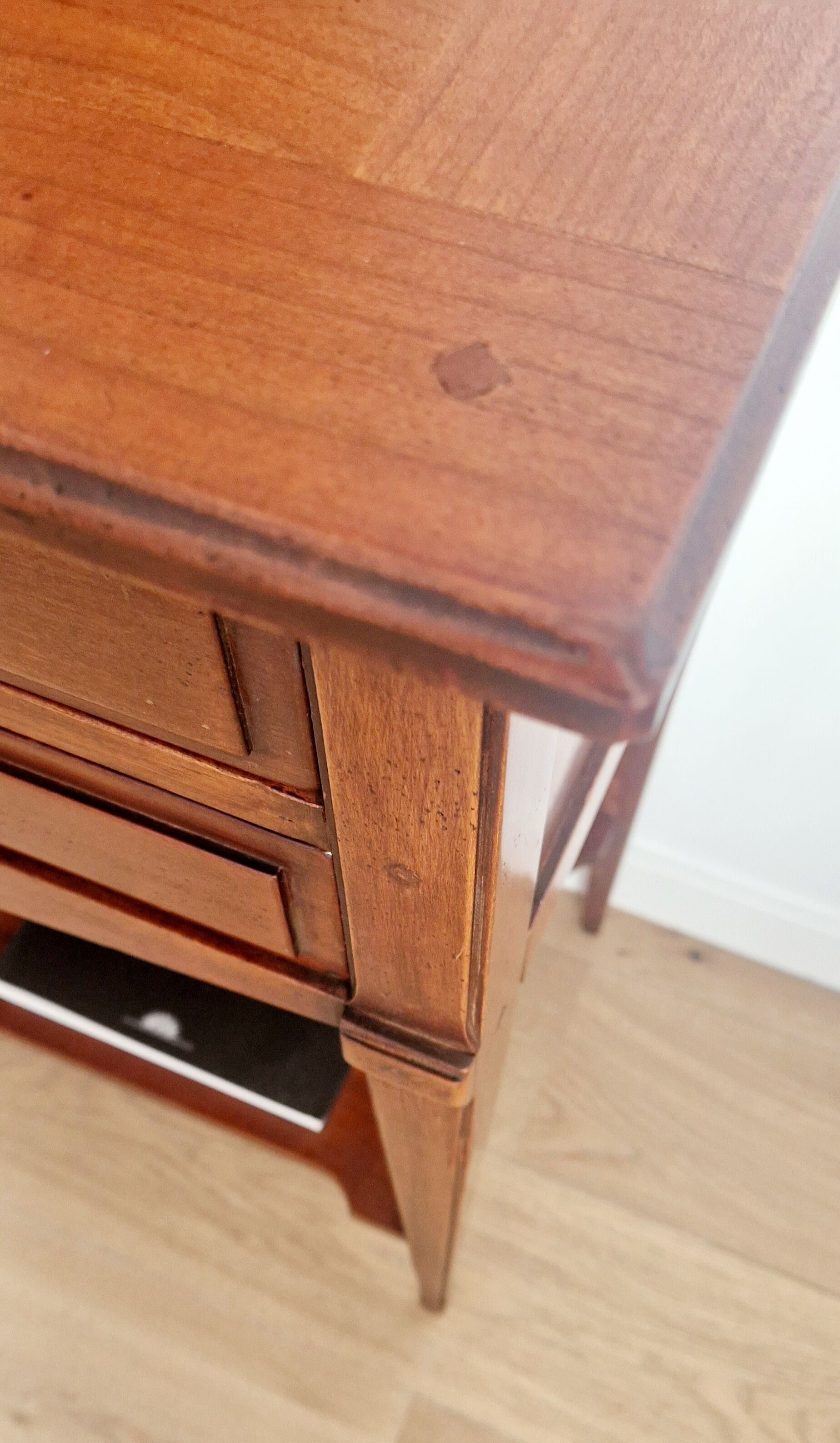 Console trolley style Directoire in mahogany