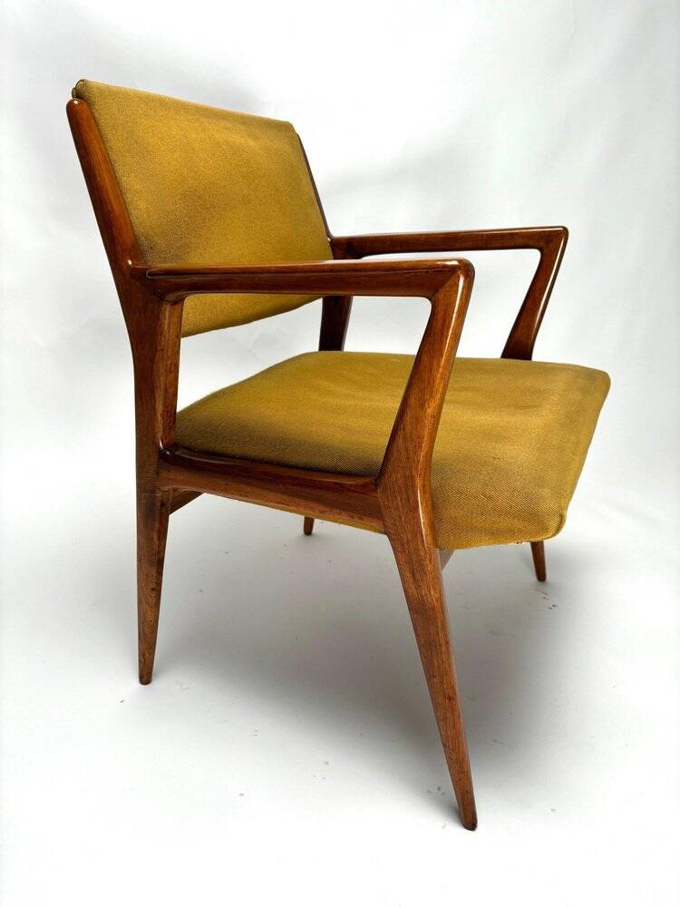 Set of Mid-Century Armchairs in the style of Gio Ponti, Italy, 1950s