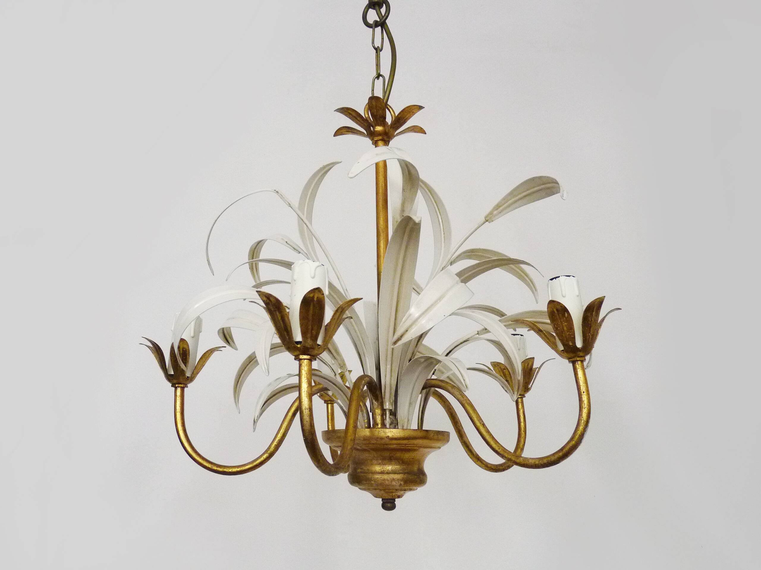 Lustre vintage 3 feux en métal blanc et doré vieilli, feuilles de palmier