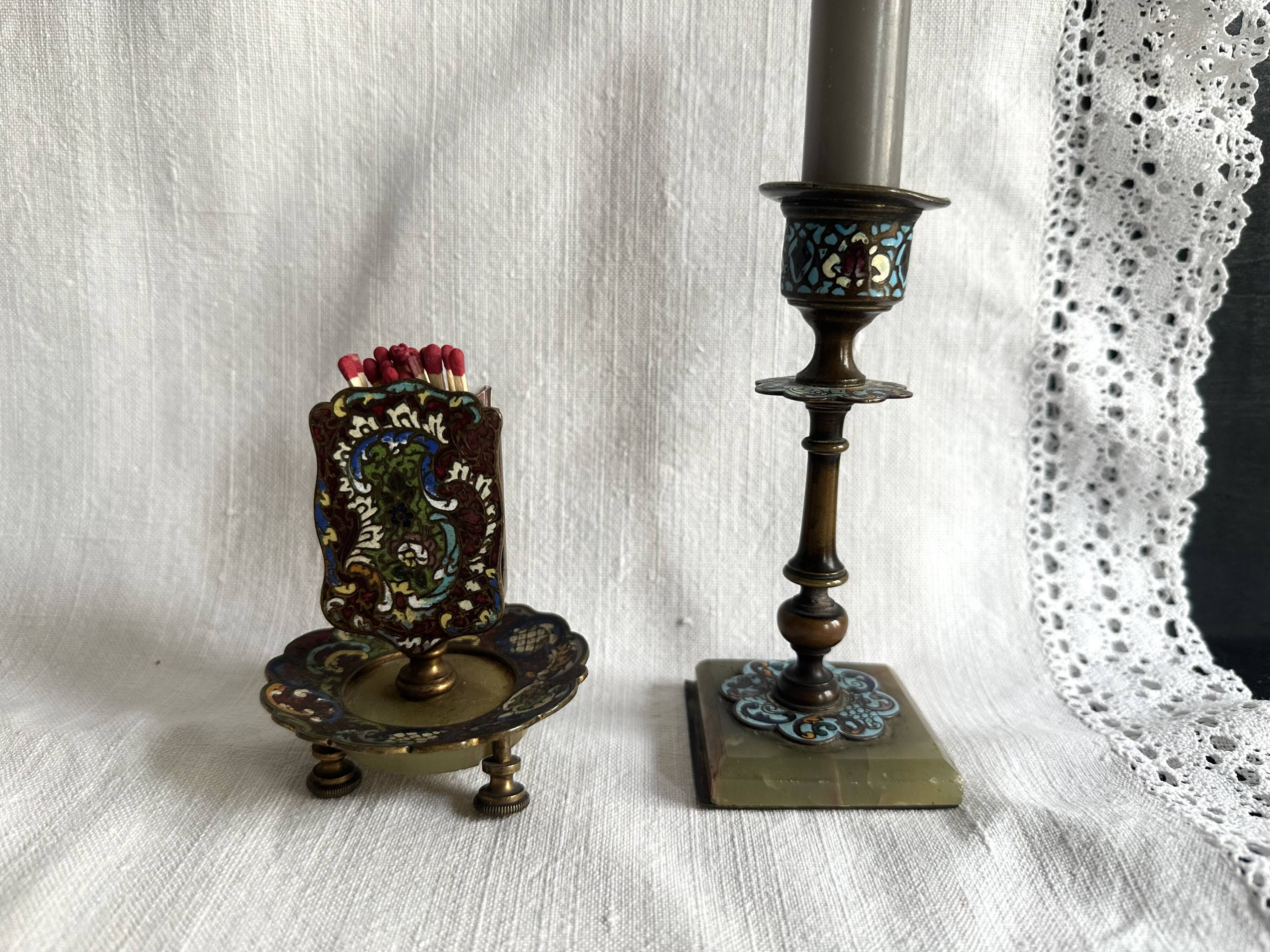 Bougeoir et porte allumettes en bronze et émaux cloisonnés XIXe