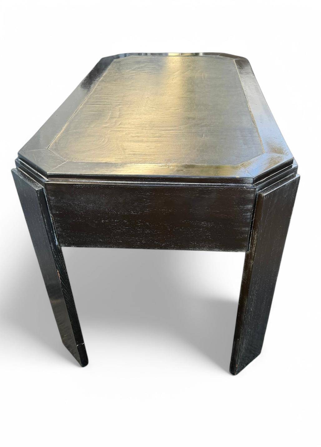 Bureau Art Déco en Chêne Teinté. 133/74 cm.