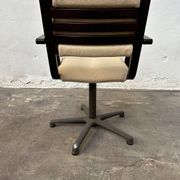 Chaise de bureau pivotante par Trio Raita