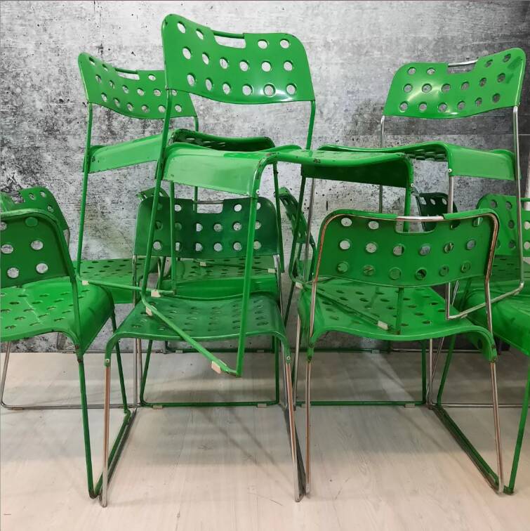 11 chairs designed by Rodney Kinsman for Bieffeplast