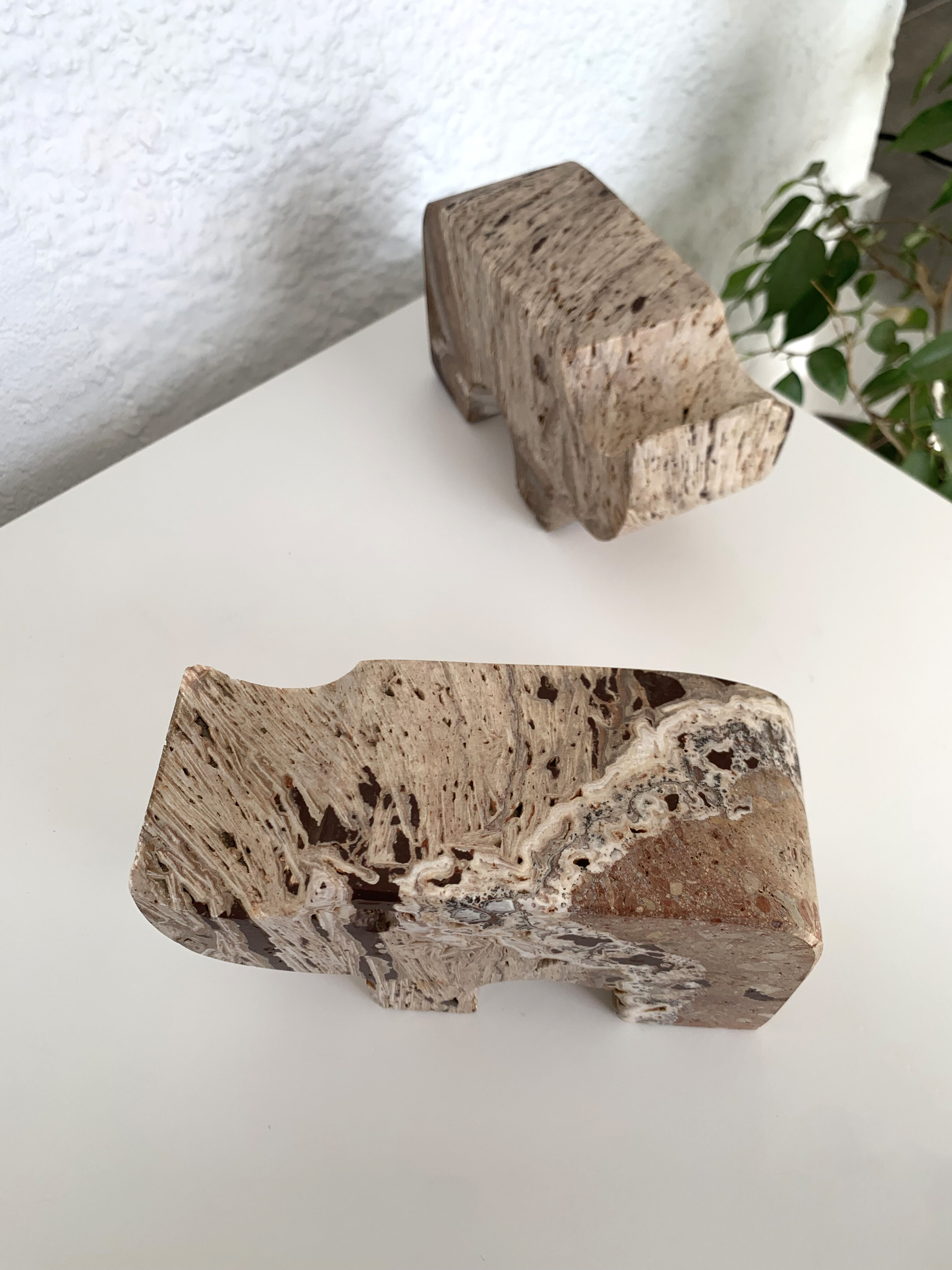 Pair of travertine rhinoceros bookends by Fratelli Mannelli, 1970s