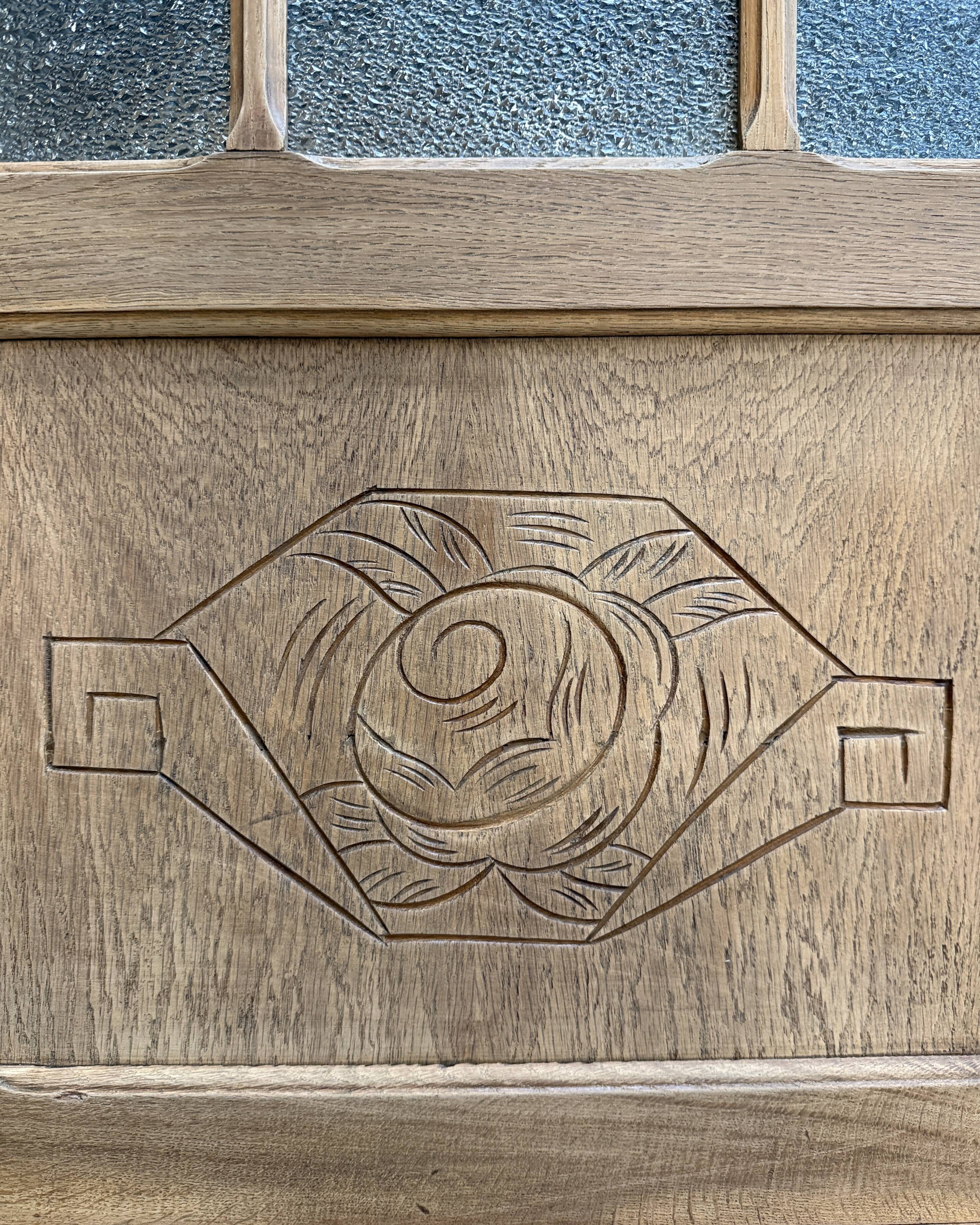 Parisian Art Deco showcase