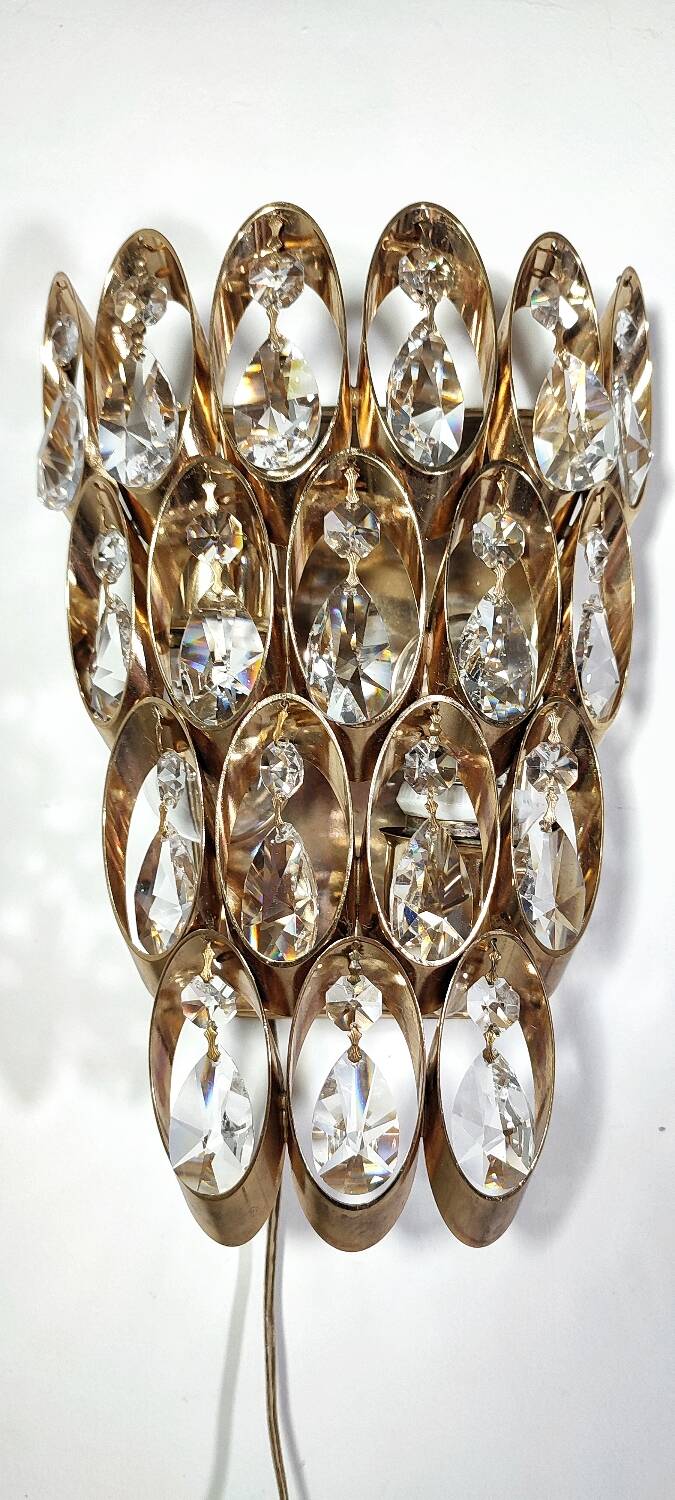 Par de apliques de cristales. Alemania, 1960s.