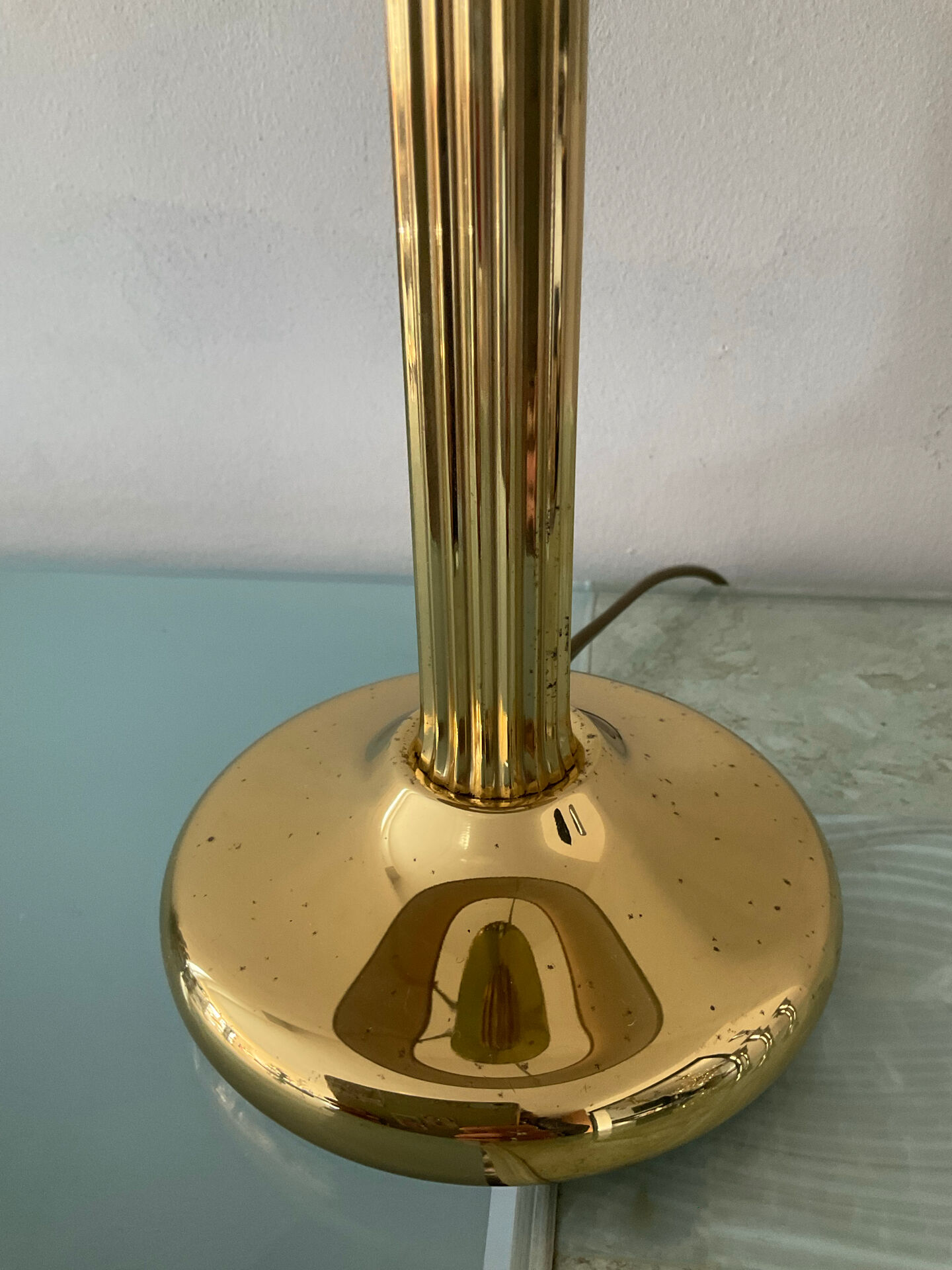 Vintage brass lamp from the 1970s.