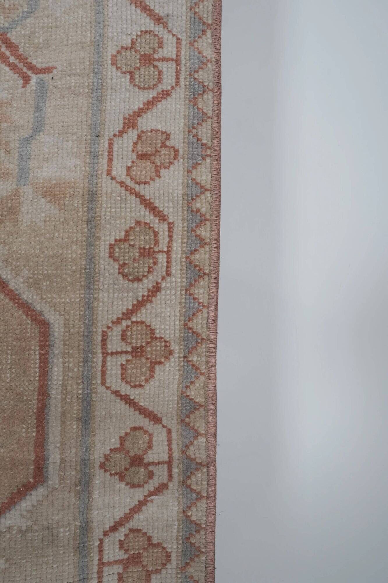 Vintage Turkish rug handmade 199x262 cm