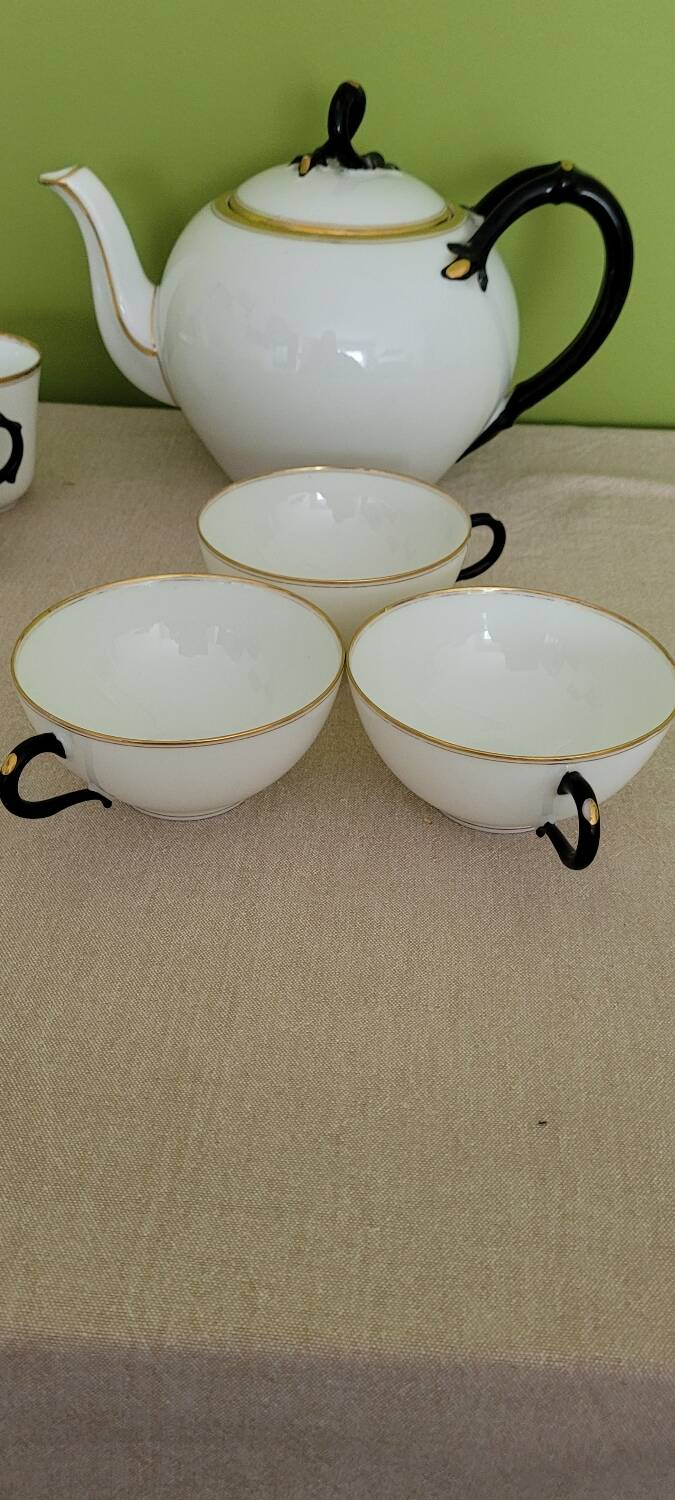Coffee or tea service