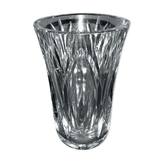 Vase ancien en cristal taillé orné de palmettes - cristal de lorraine