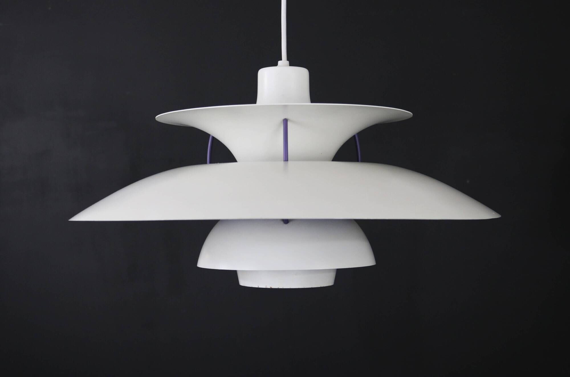 The real Danish stuff - PH5 pendant - original white color - Louis Poulsen - Poul Henningsen -