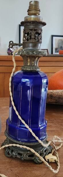Lampe à Pétrole en Porcelaine Sèvres Bleu