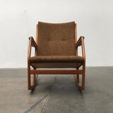 Mid-century model 100 rocking chair in Danish teak by Søren Georg Jensen for Kubus Møbler, 1960s.