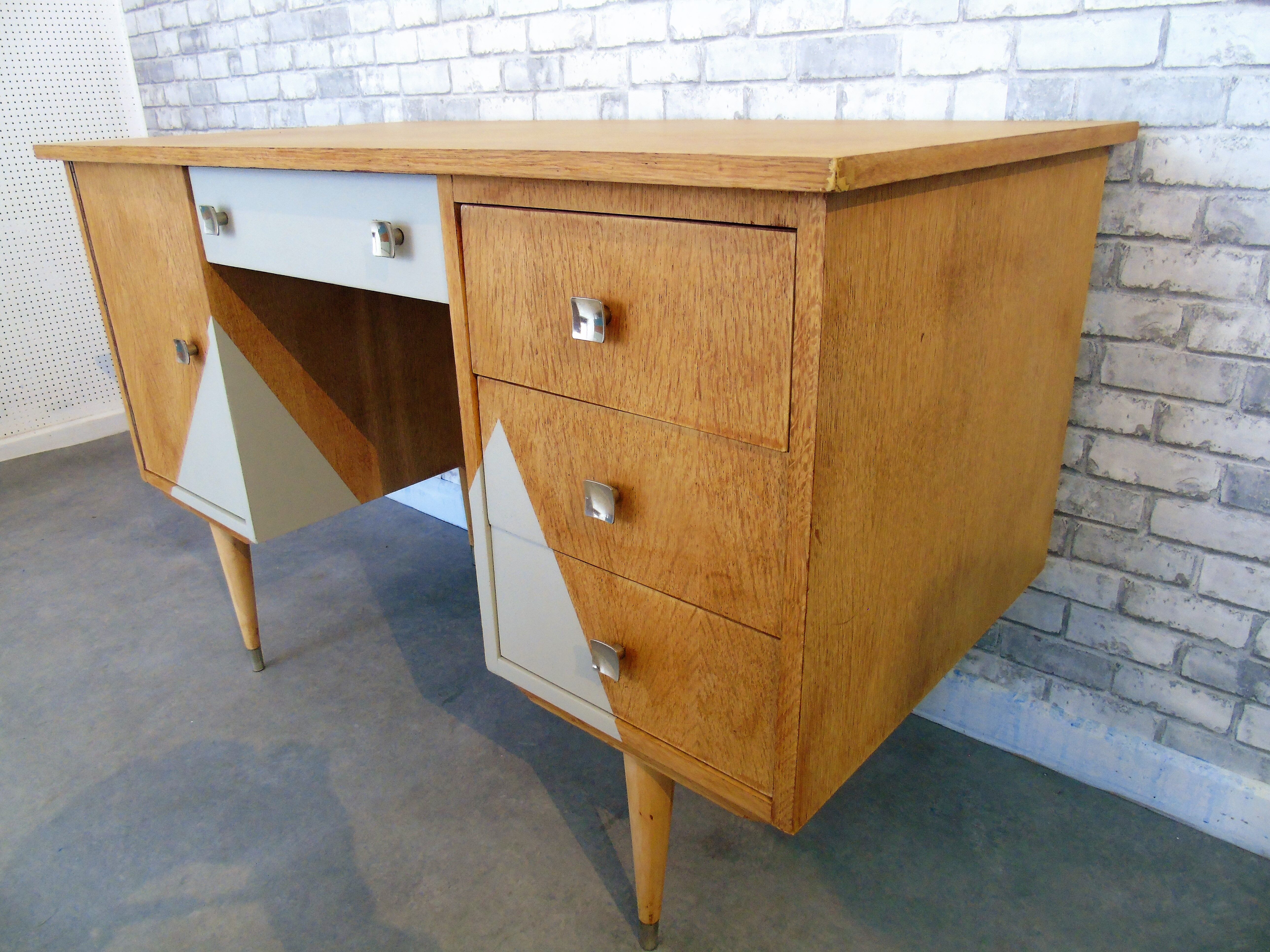 Vintage office