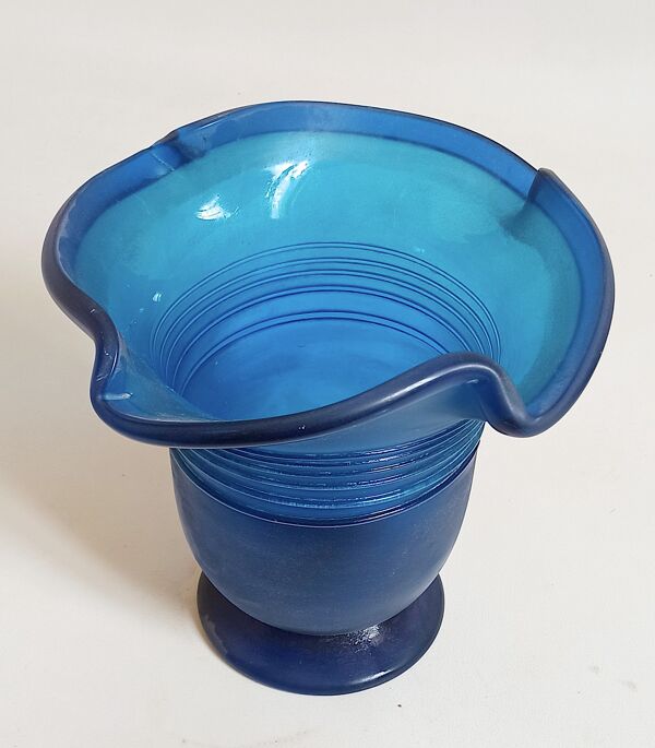 Vase verre de murano bleu givré années 70 hauteur 28,5 cm