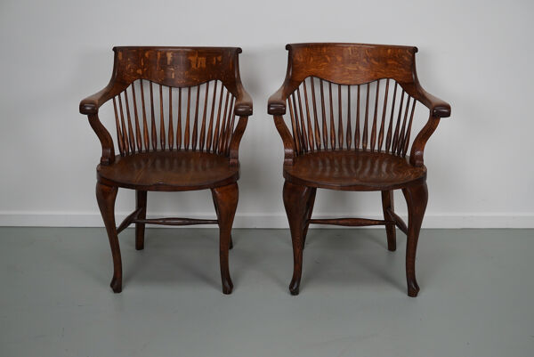Paire de chaises de bureau de bureau en chêne édouardien anglais