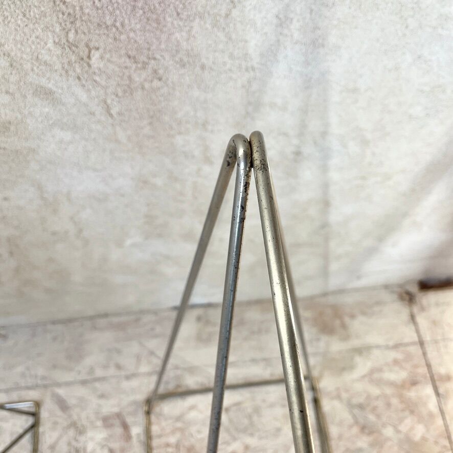 Chromed metal trestles