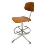 Swivel and adjustable workshop chair in wood