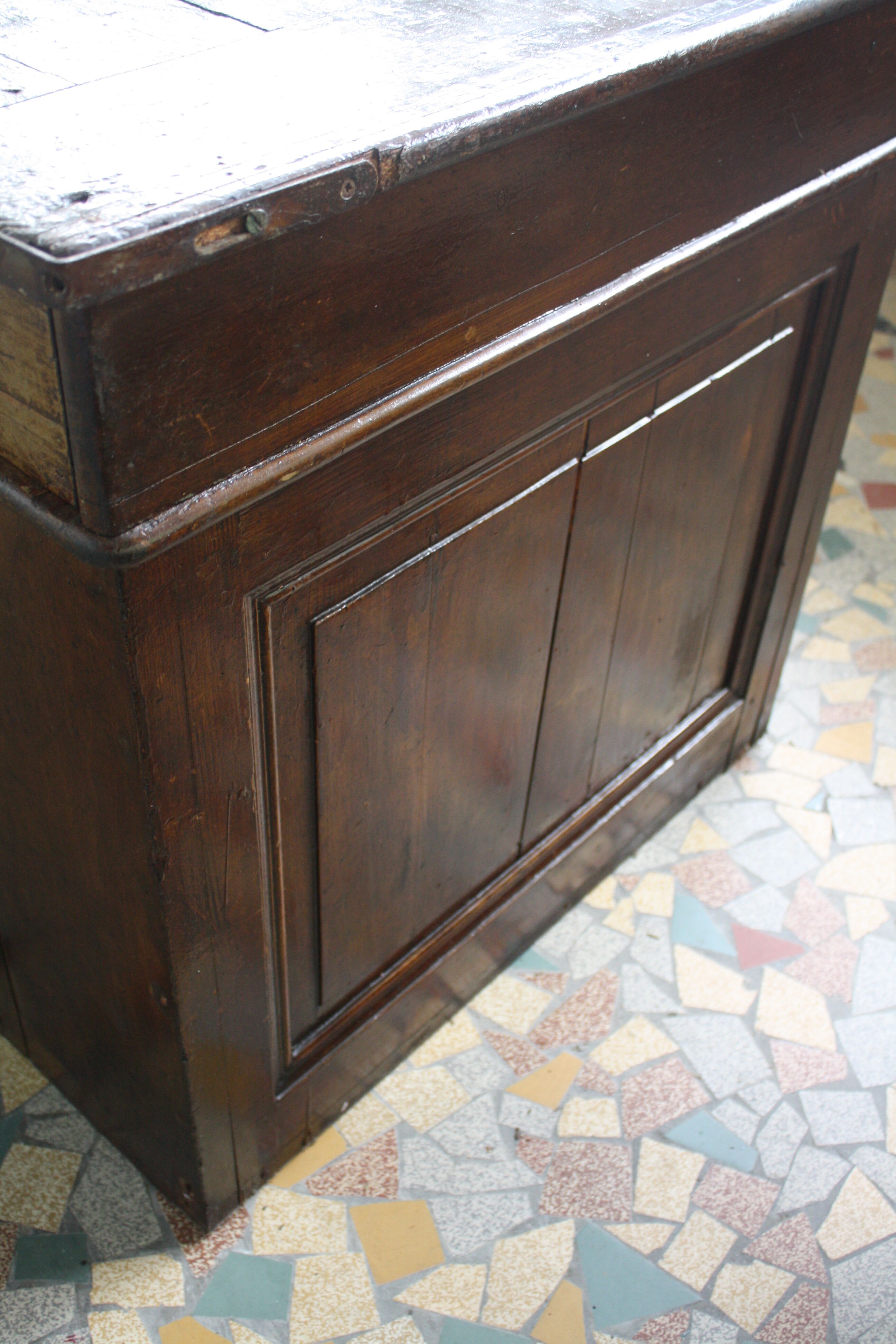 Former trade counter