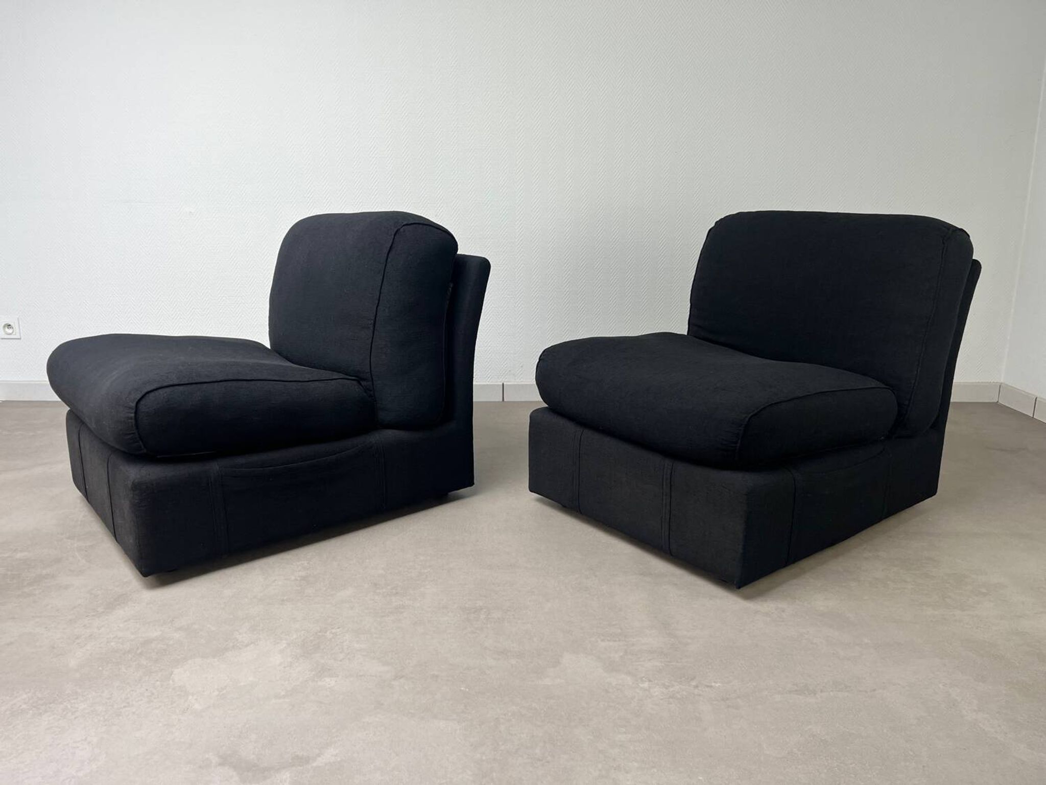 2 Ligne Roset armchairs from the 1970s.