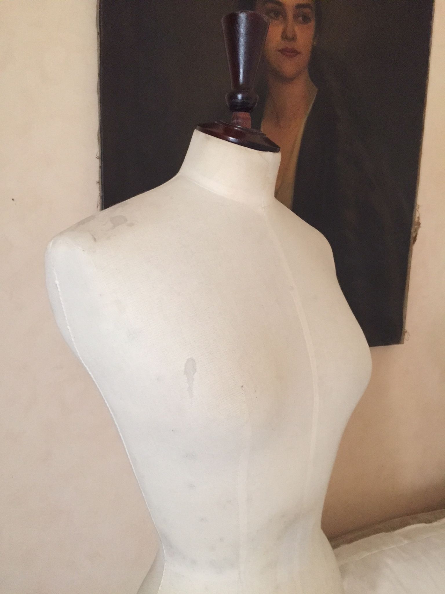 Buste mannequin femme Stockman taille 38 avec trépied en bois ajustable