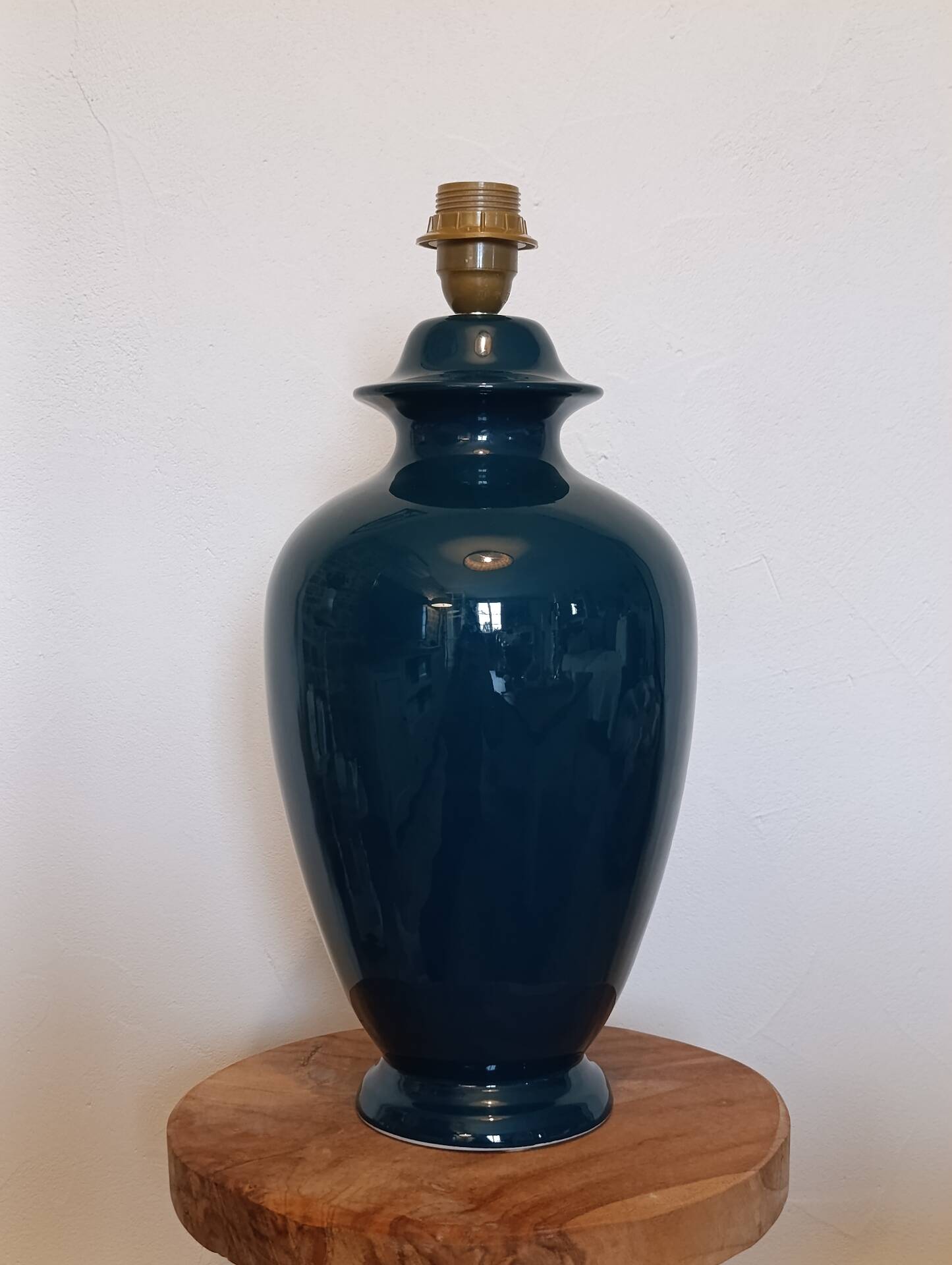 Pied de lampe émaillé