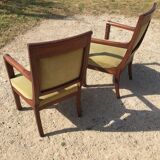 Paire de fauteuils Consulat en noyer