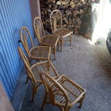 Ensemble de quatre chaises en rotin