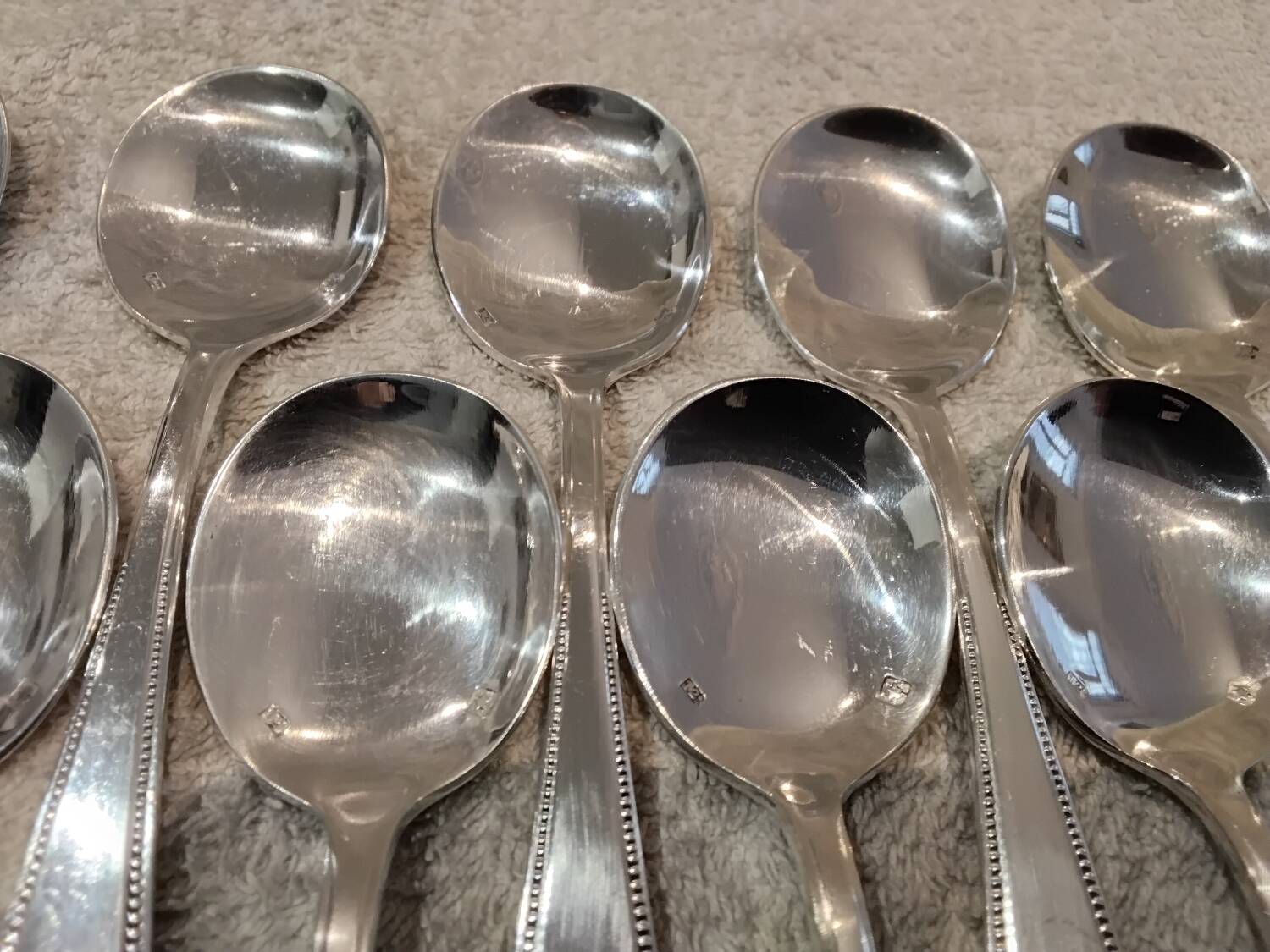 12 pelles a glace metal argente orfevre Vuillermet Lyon LXVI perles