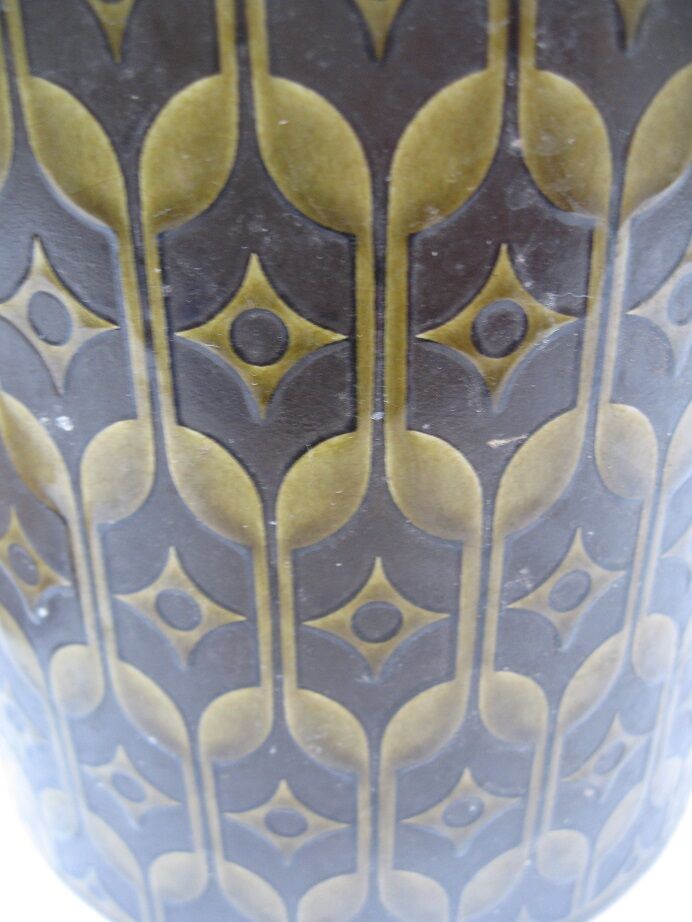 Ceramic covered jar English 70's