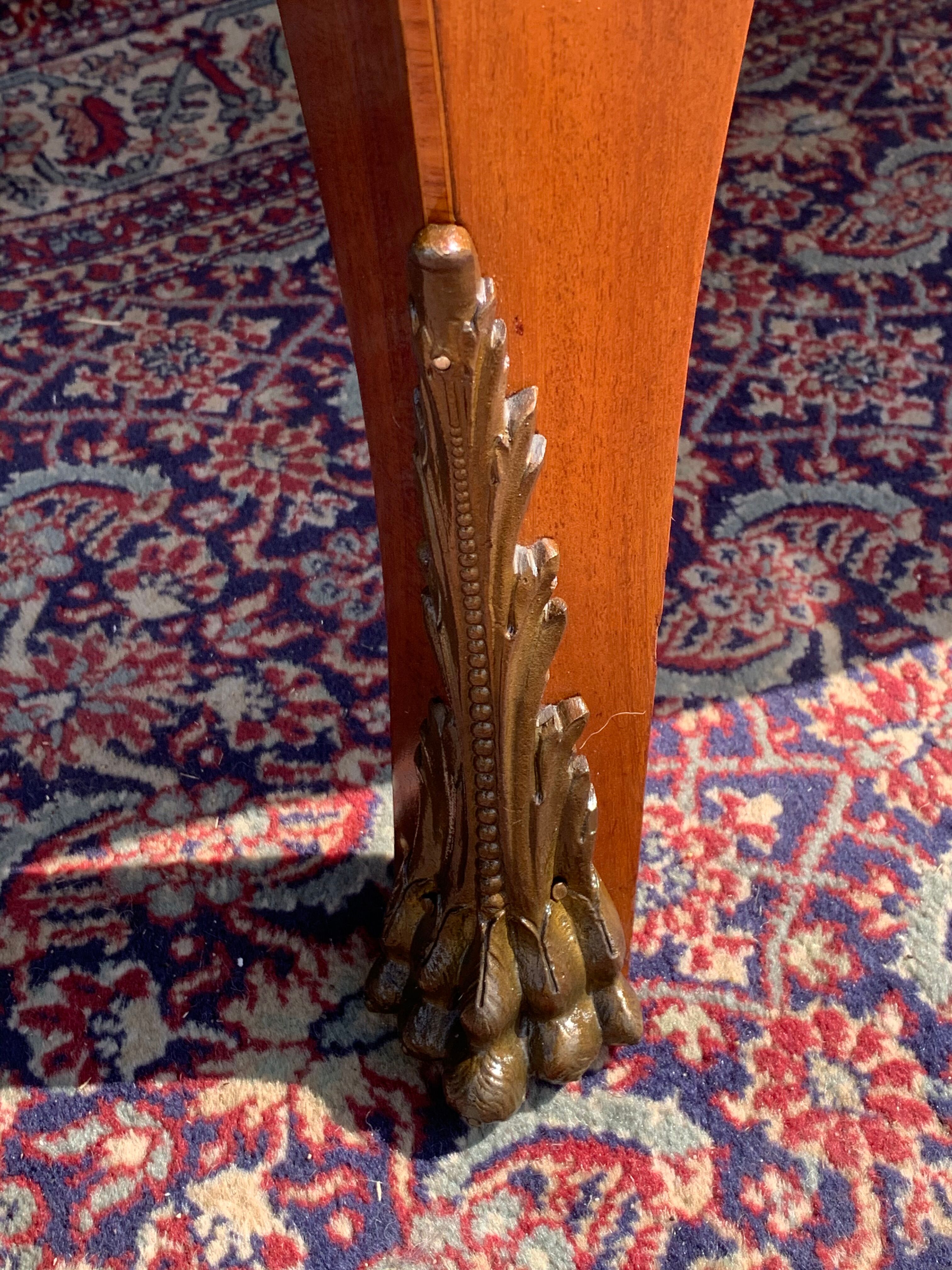Louis XV curved dresser in marquetry