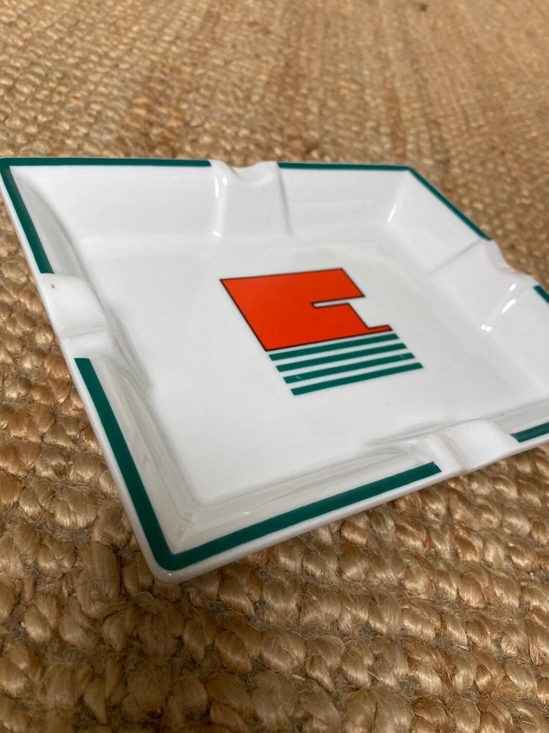 Empty pocket/vintage ashtray