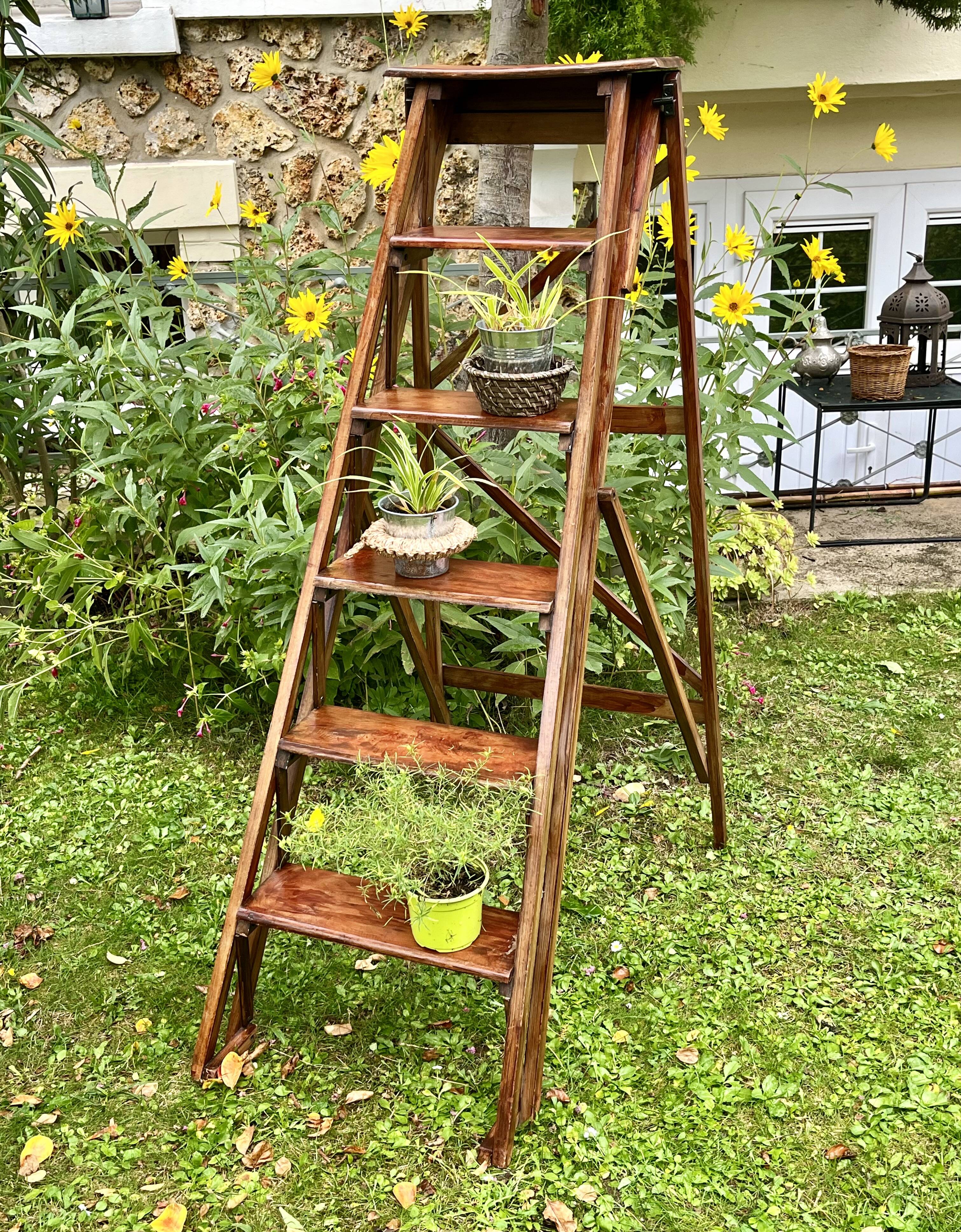 Stepladder - Painter's ladder - Folding