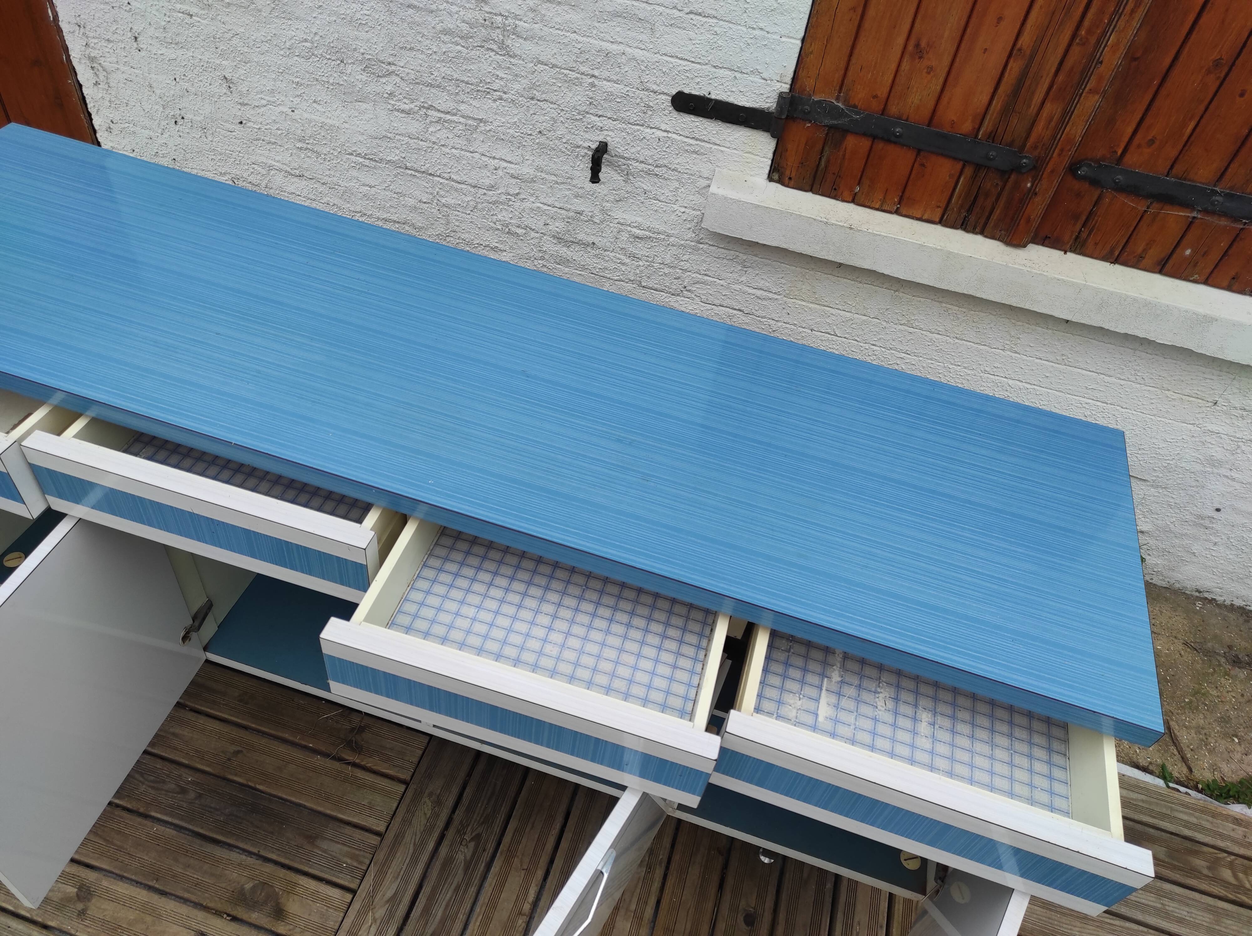 Kitchen cabinet in blue formica 4 doors 4 drawers