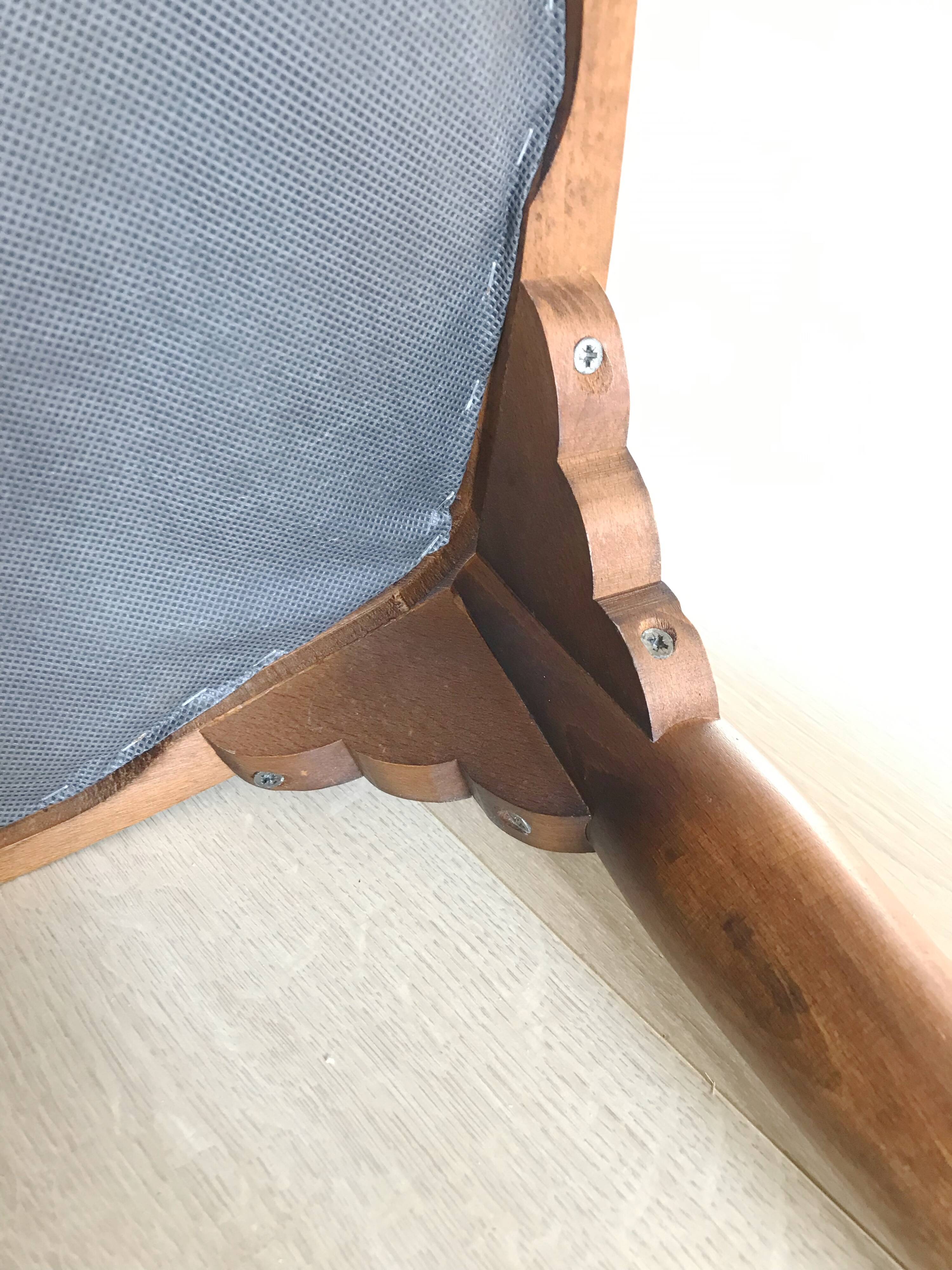 Directoire style gondola chairs