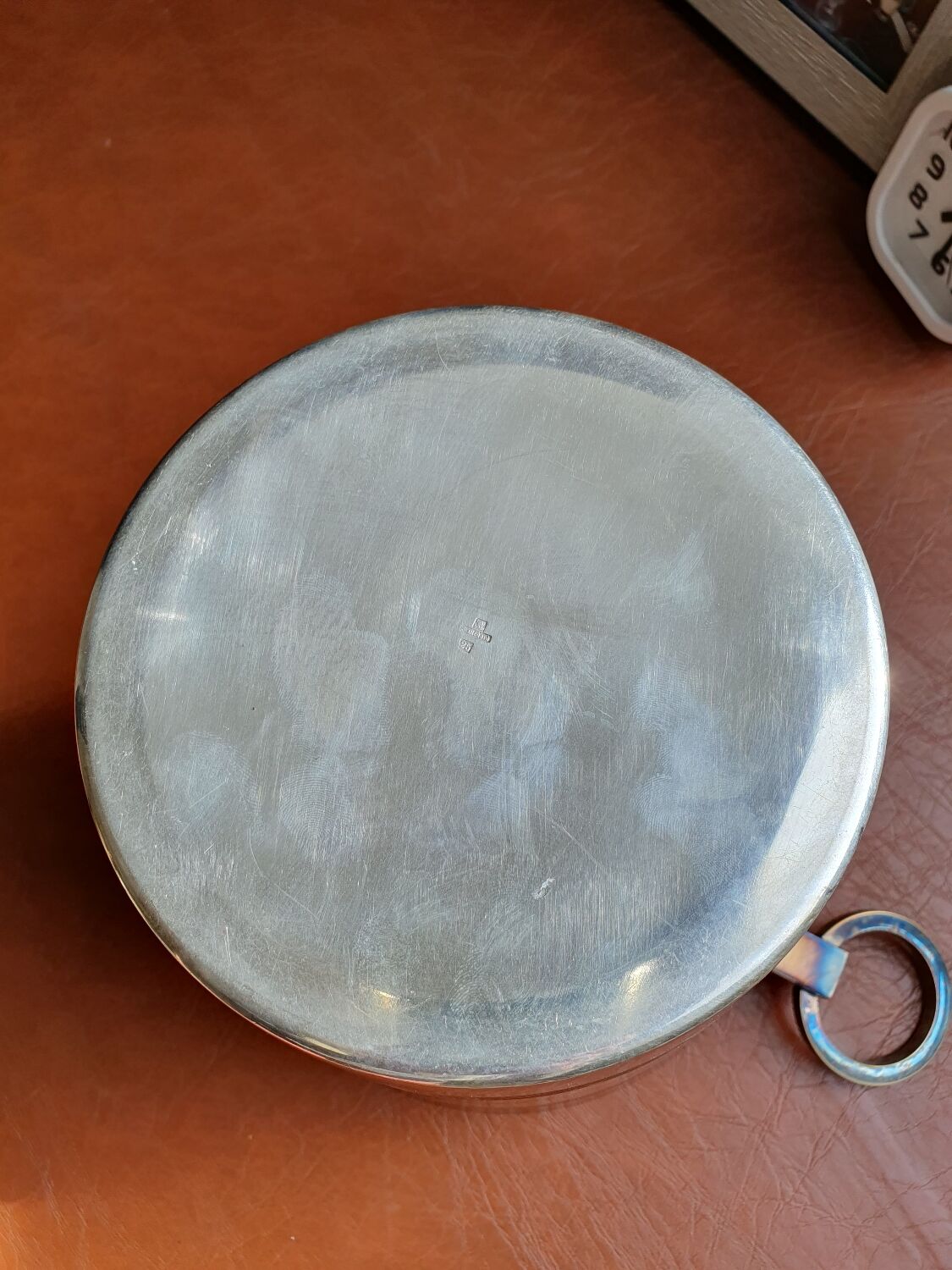 Champagne silver metal ear bucket stamped st médard 25