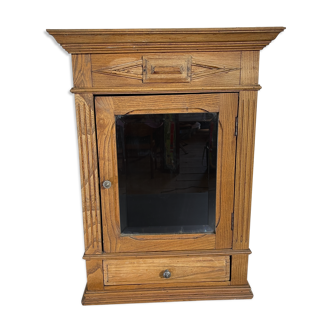 Medicine cabinet