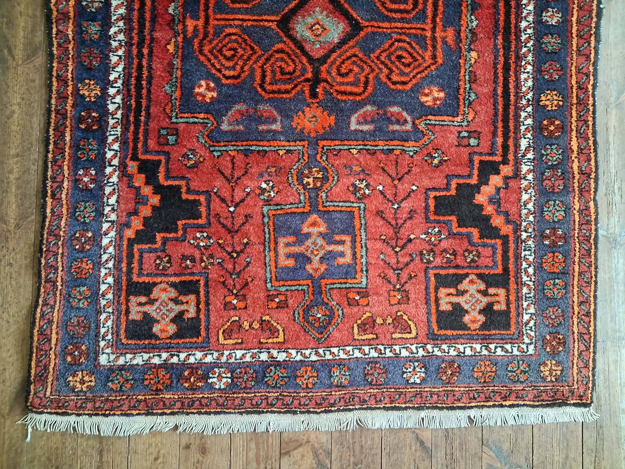 Handmade Persian Hamadan rug 185x130cm