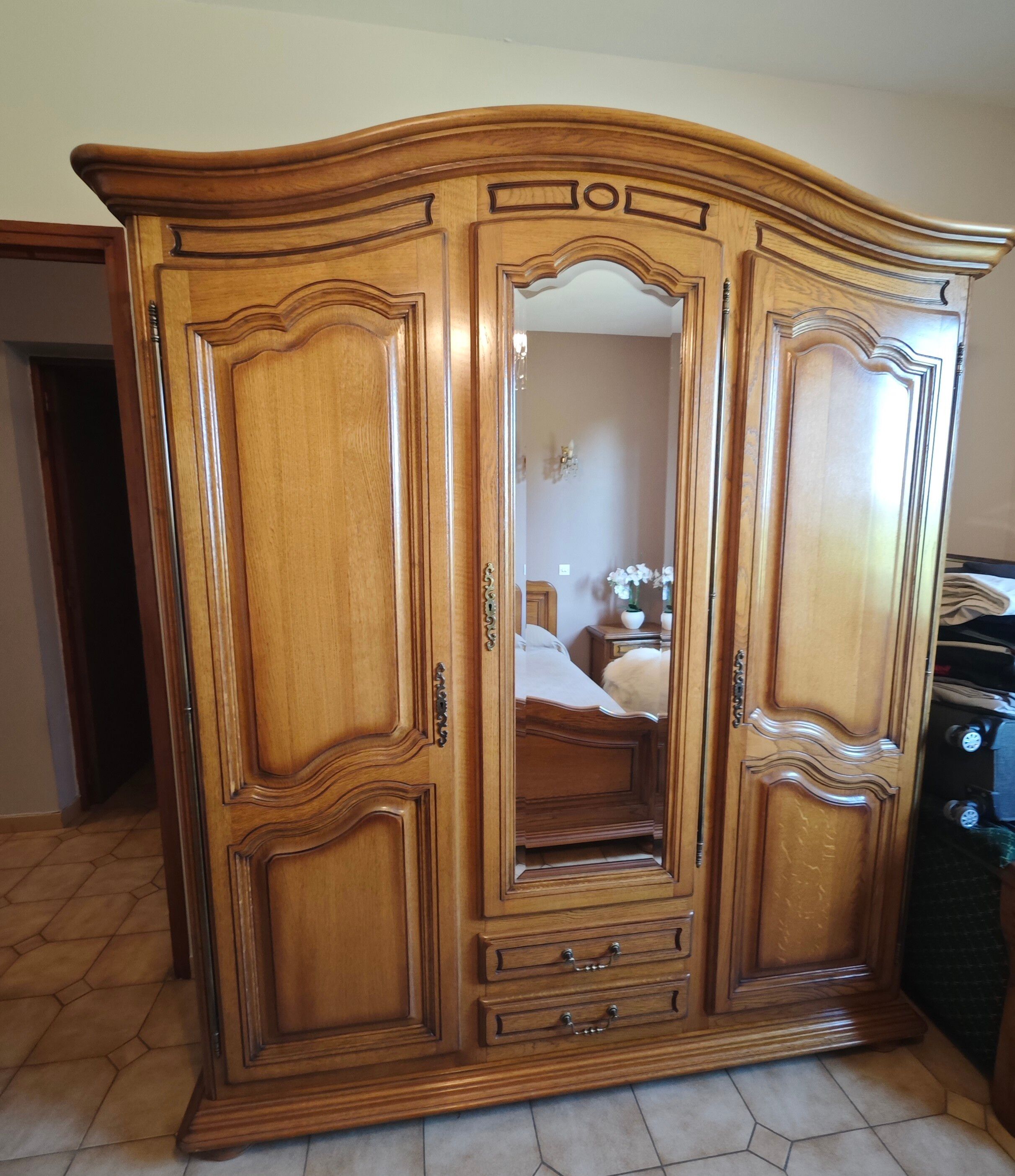 Solid oak wardrobe bed