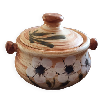 St Clément stoneware tureen