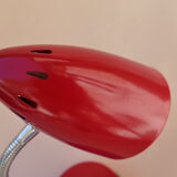 Lampe de bureau rouge vintage années 80 en métal avec bras articulé