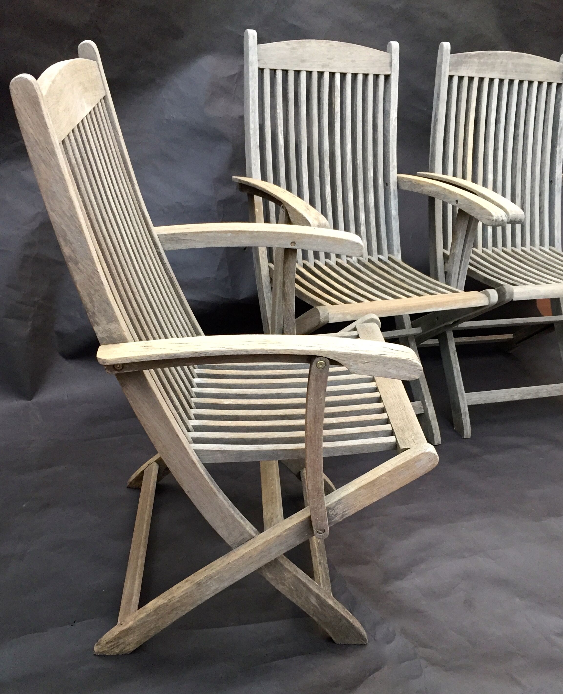 3 vintage folding garden chairs made of River Han teak