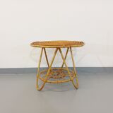 Round coffee table with 60's vintage rattan magazine tray
