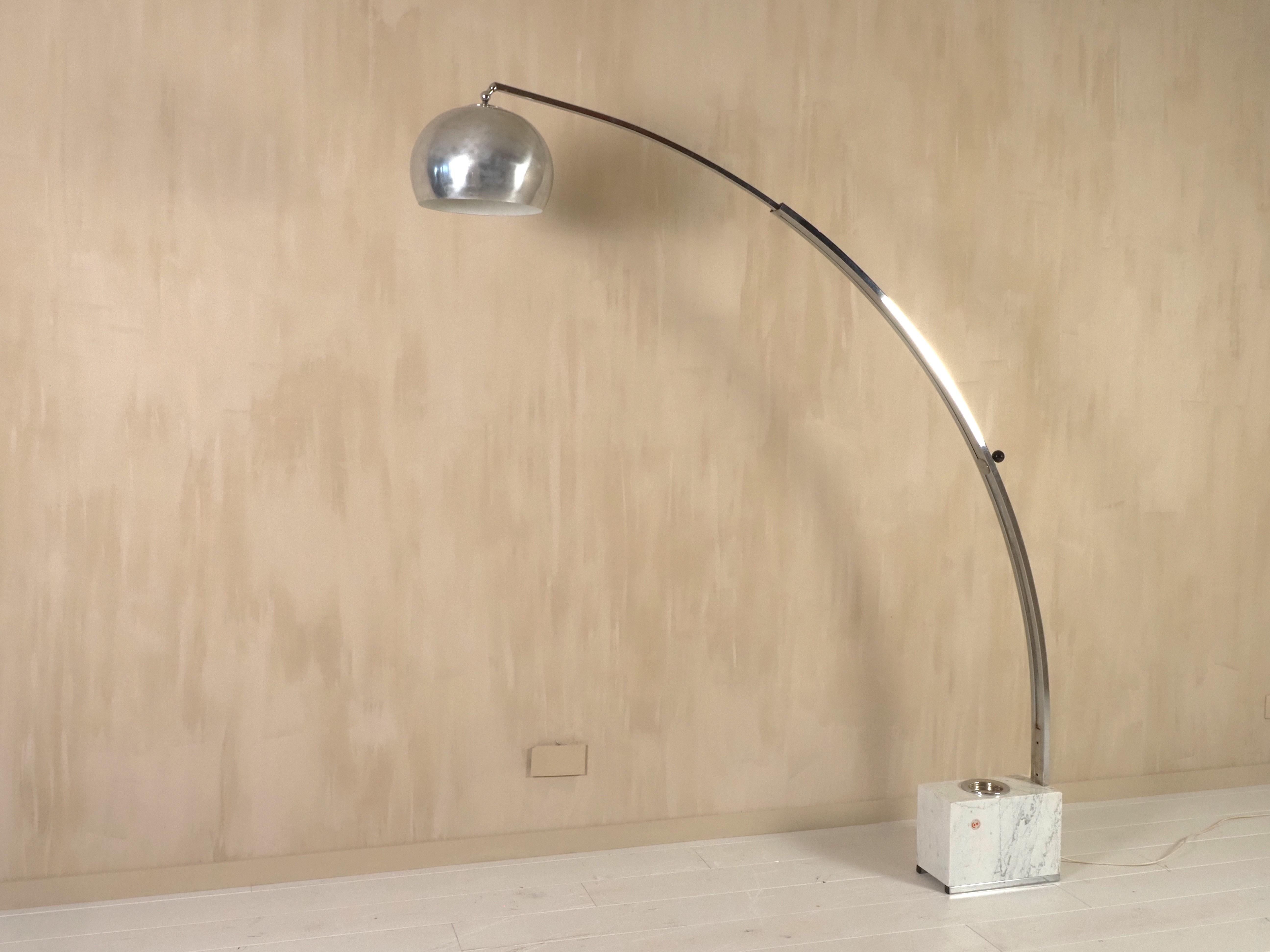 1970s Italian extendable arc floor lamp