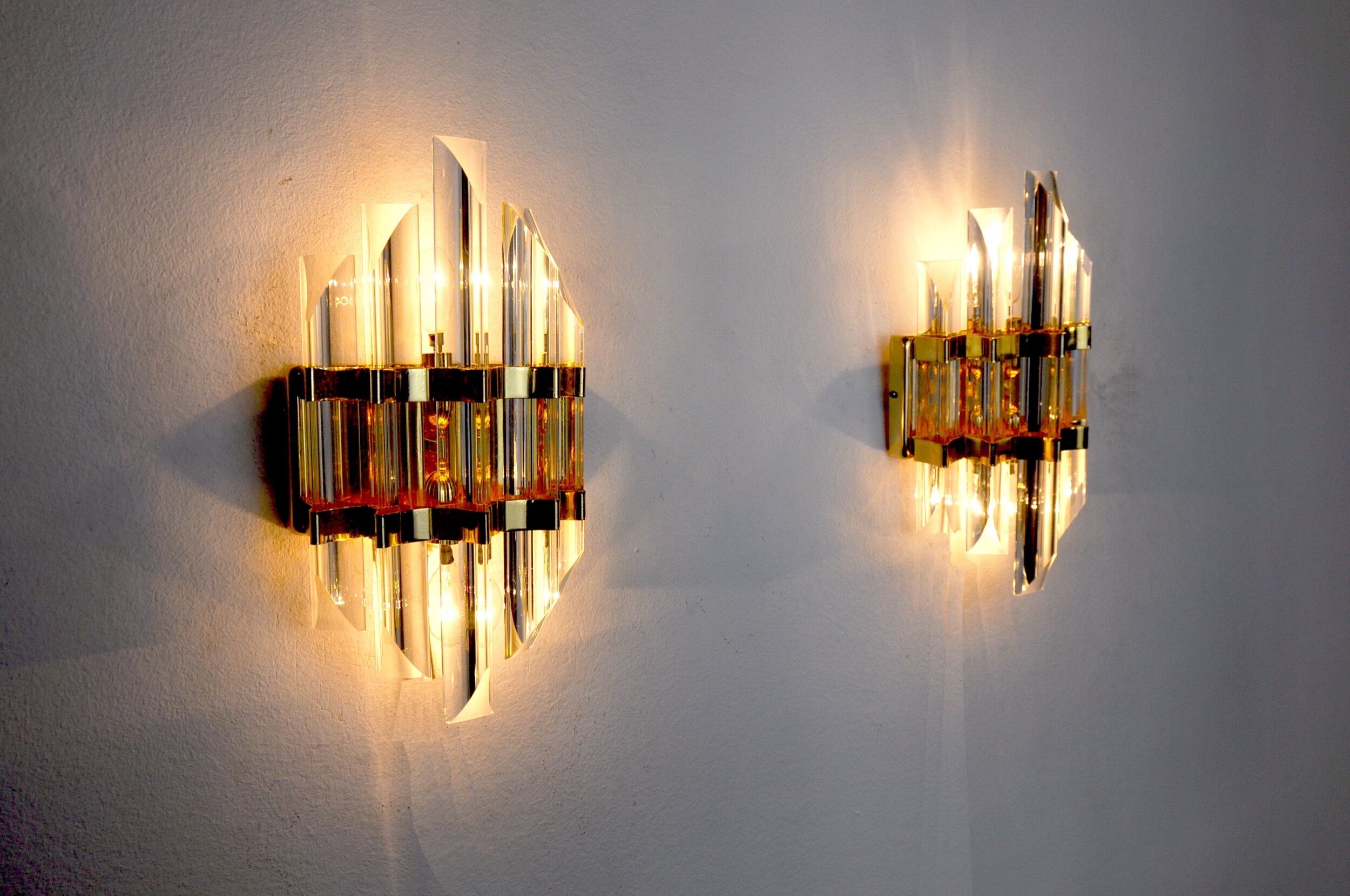 Pair of Venini wall lamps cut glass Murano Italy 1970