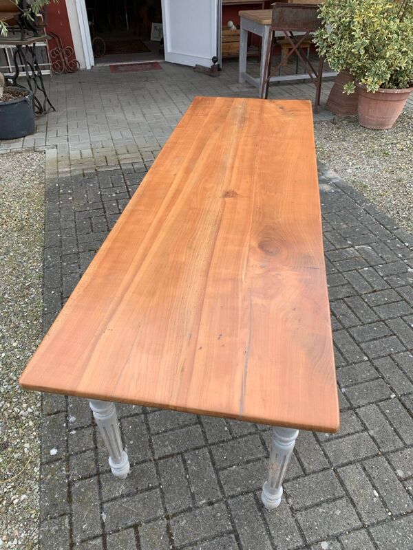 Table de bistrot en merisier