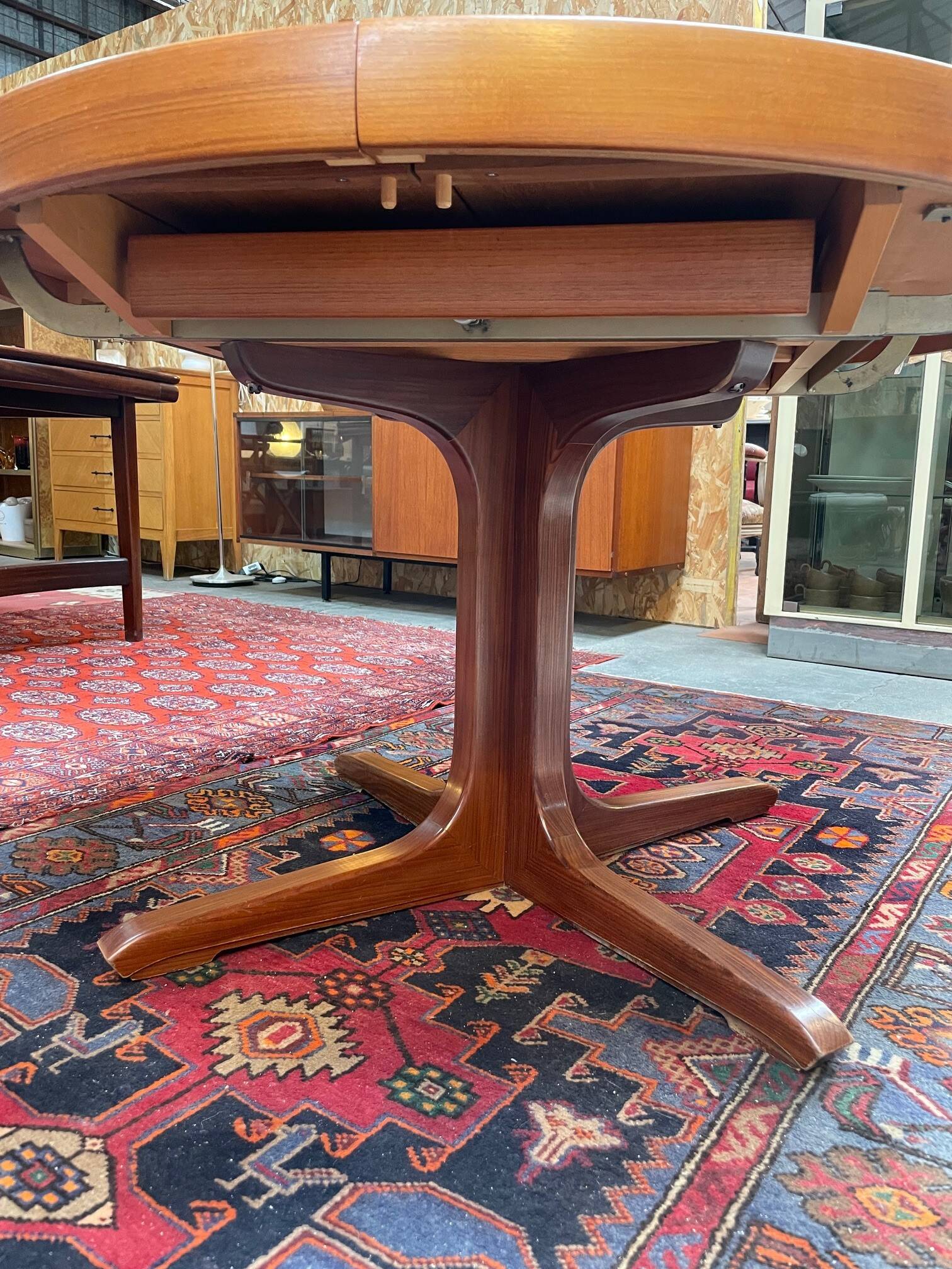 Baumann round teak table, vintage 1970s, Roche Bobois