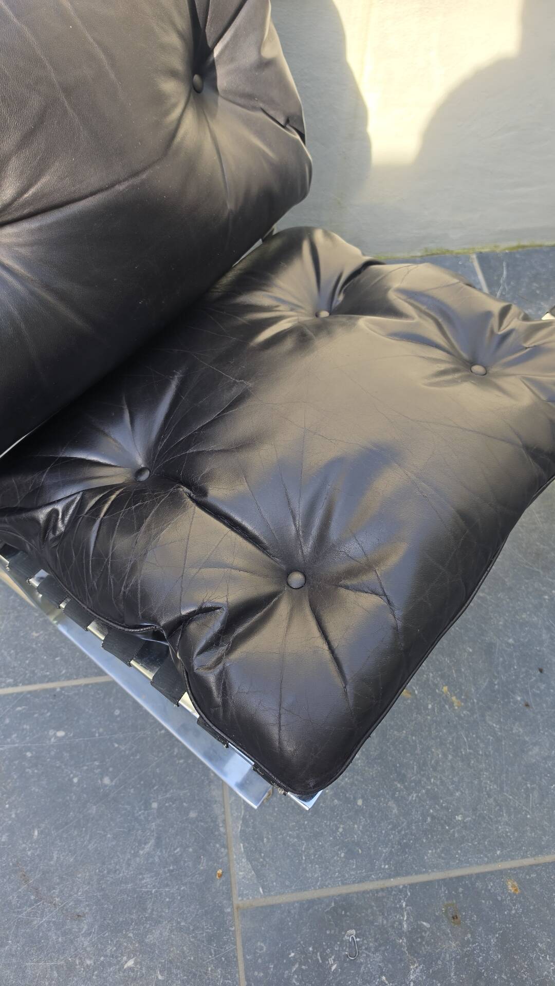 Pair of leather armchairs "Joker" by Olivier Mourgue for Aireborne 1964
