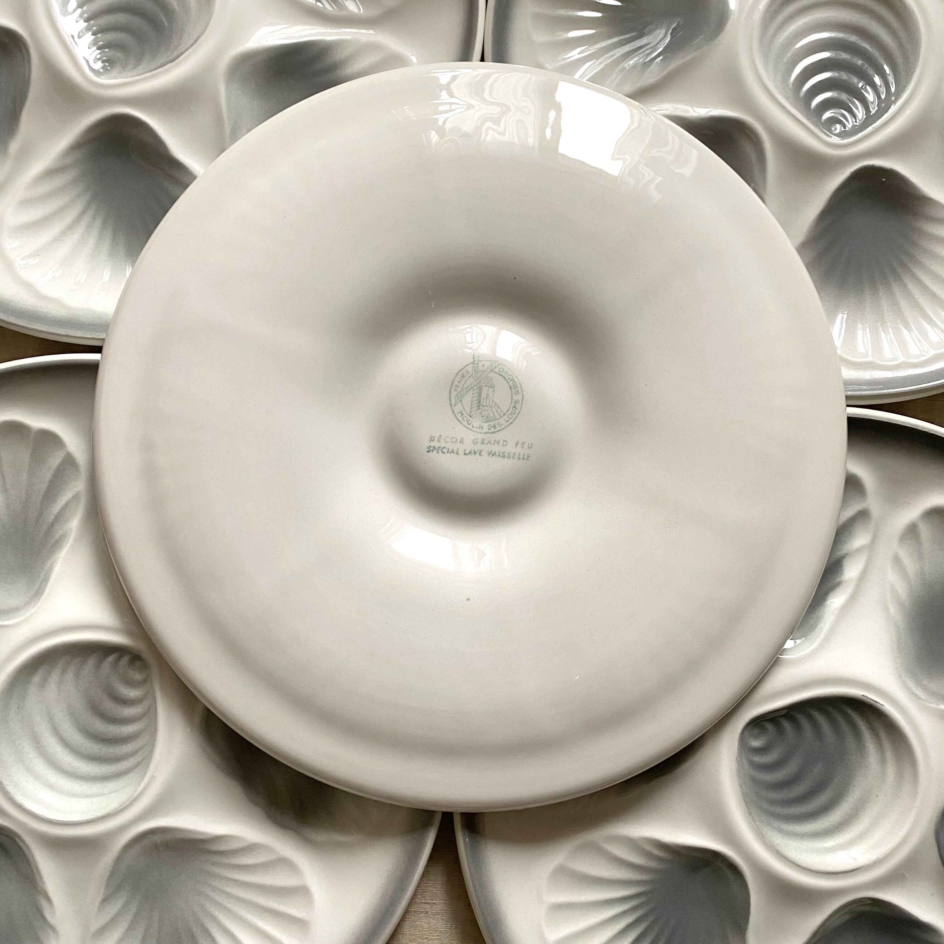 14 Moulin des loups oyster plates